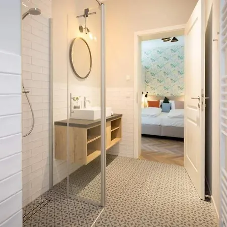 Bellevue App 02 דירה